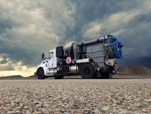 Hydro-Excavation for Safe Digging