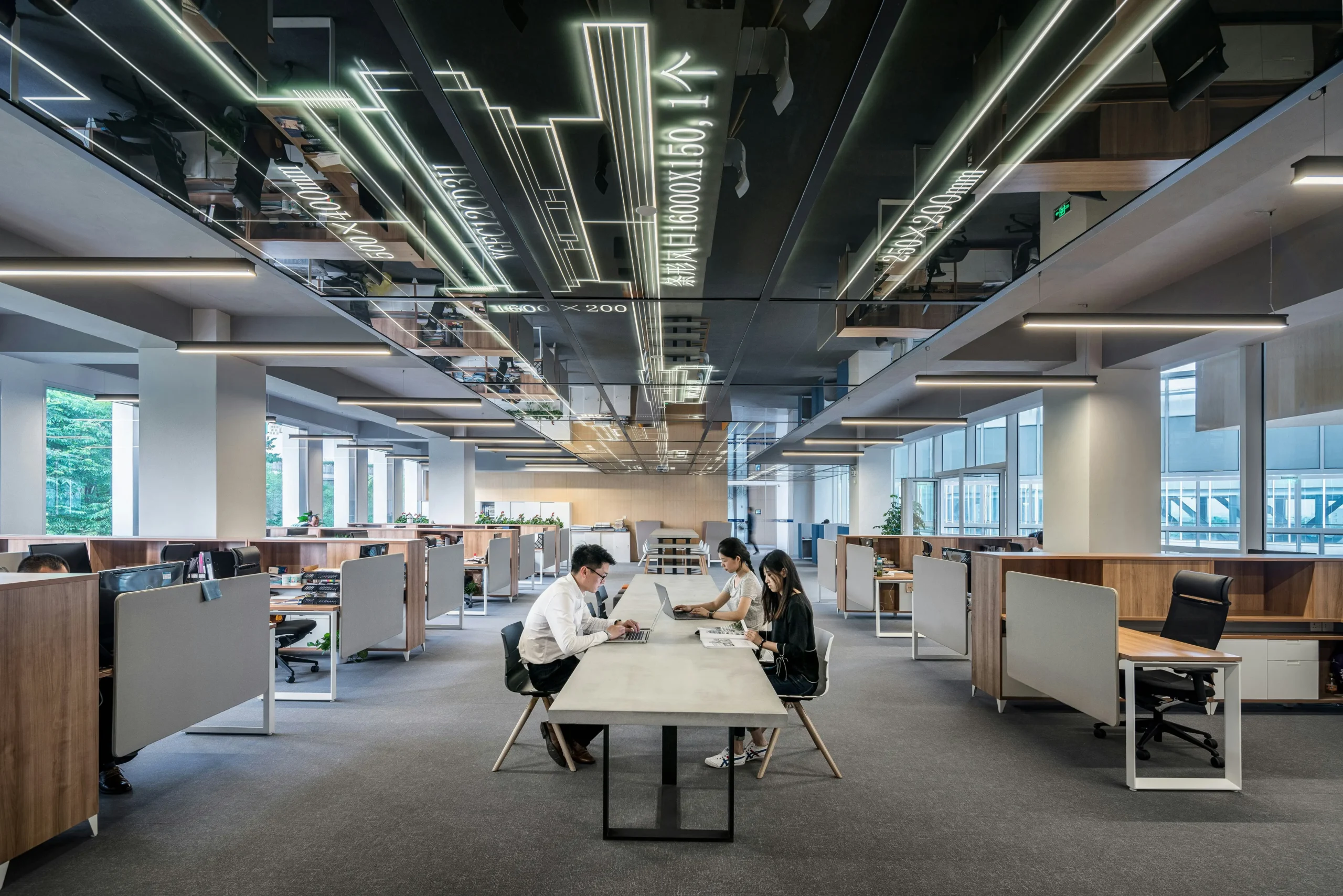 Office Buildings & Corporate Hubs